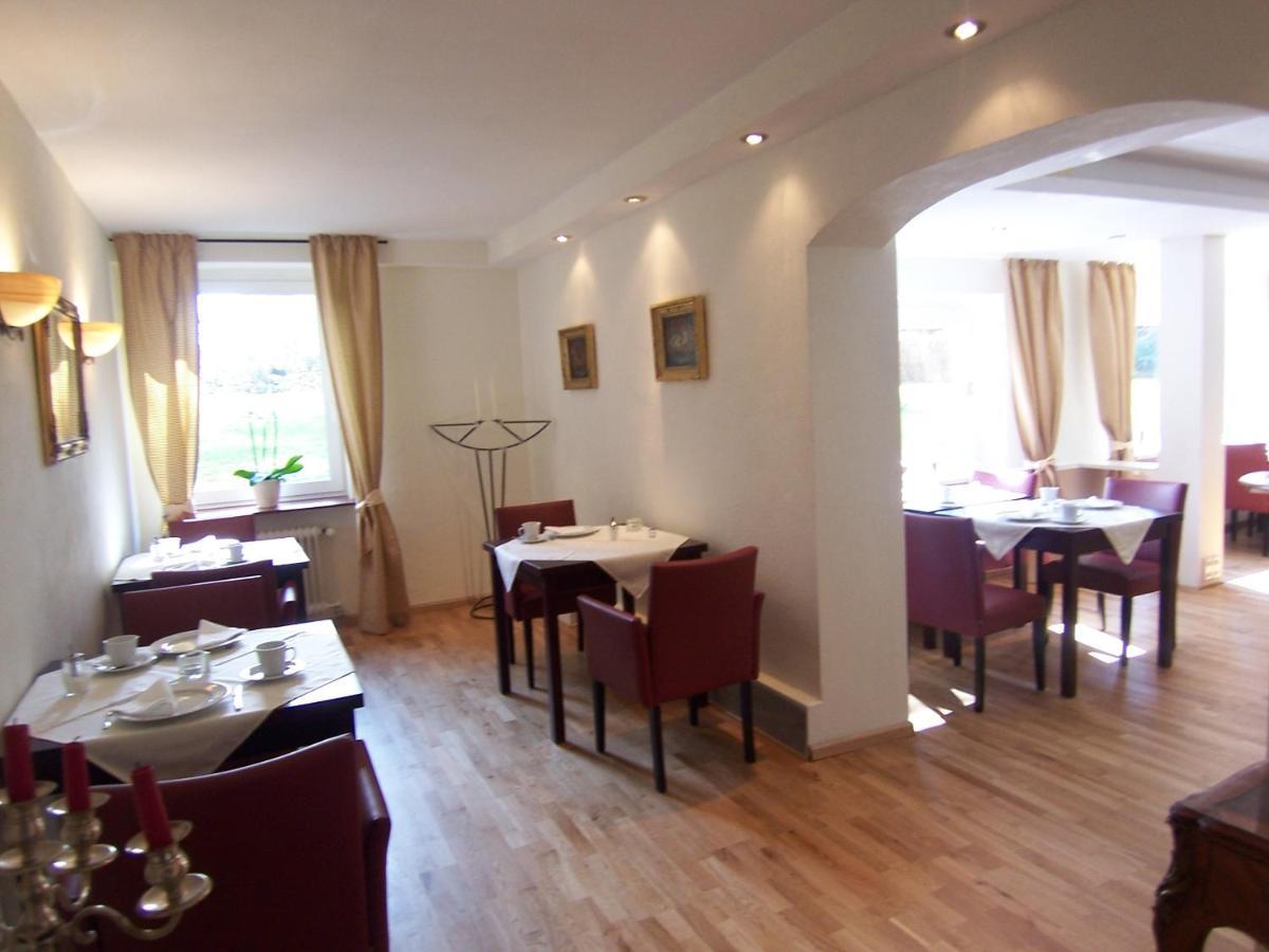 Gaestehaus Casa Cristina باد كروزنغن المظهر الخارجي الصورة
